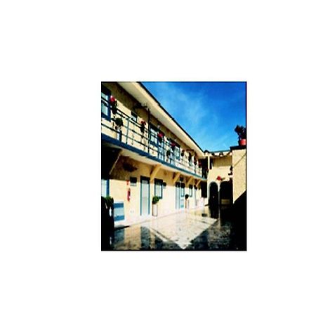 Hotel Sta Lucía Celaya  Exterior foto